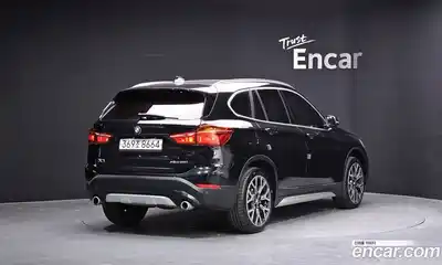 BMW X1 2022 2.0 автомат (гидро), миниатюра 2