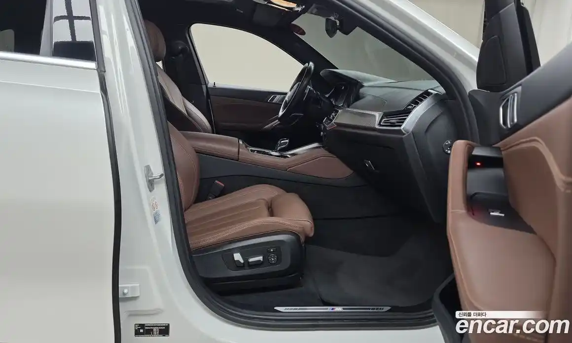 BMW X6 2021 3.0 автомат (гидро), фото 16