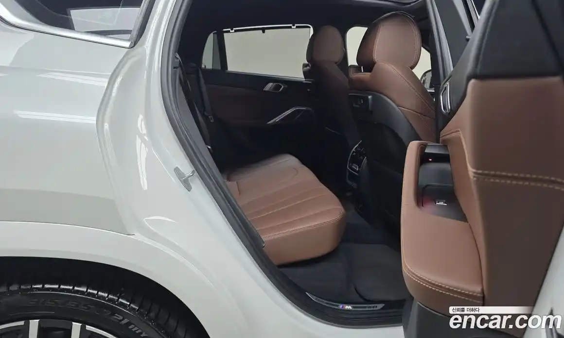 BMW X6 2021 3.0 автомат (гидро), фото 17