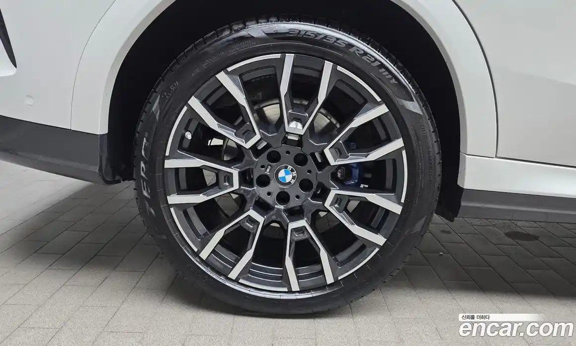 BMW X6 2021 3.0 автомат (гидро), фото 5