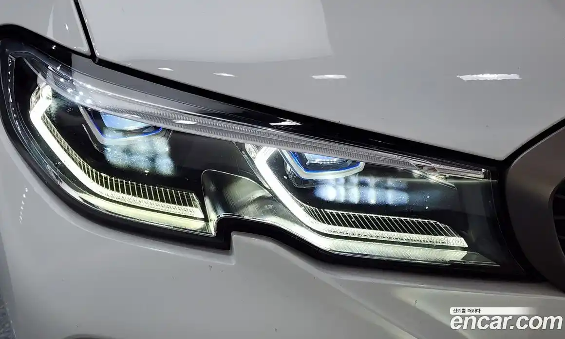 BMW 3 серия 2021 3.0 автомат (гидро), фото 7