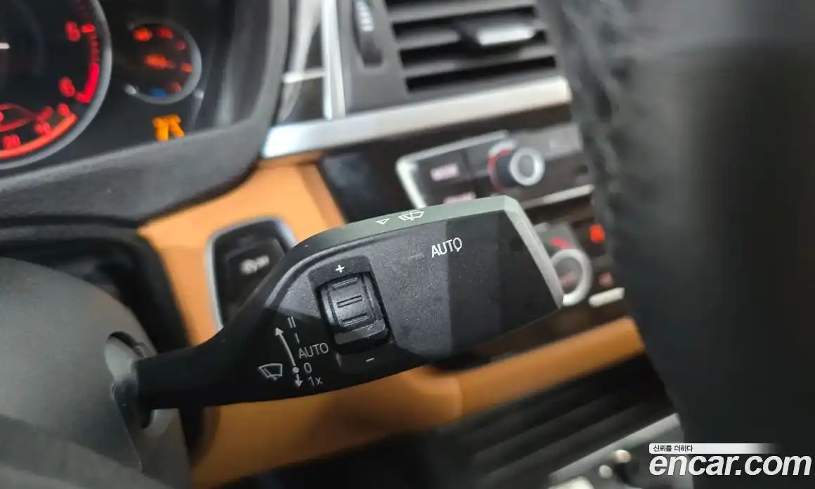 BMW 3 серия 2019 2.0 автомат (гидро), фото 35