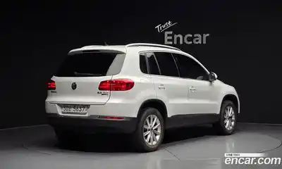 Volkswagen Tiguan 2014 2.0 автомат (гидро), миниатюра 2