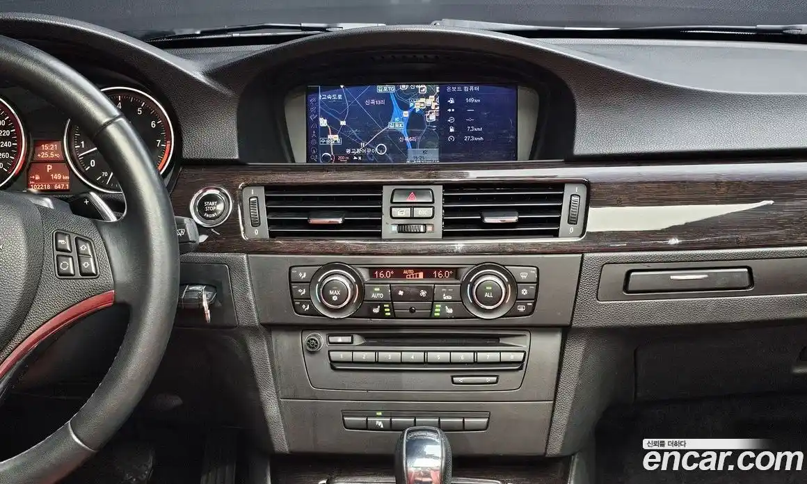 BMW 3 серия 2010 3.0 автомат (гидро), фото 15