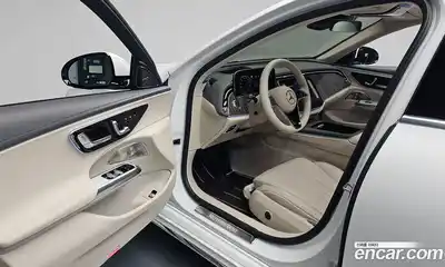 Mercedes-Benz E-Class 2026 2.0 автомат (гидро), миниатюра 12