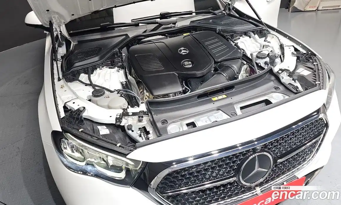 Mercedes-Benz E-Class 2025 2.0 автомат (гидро), фото 6