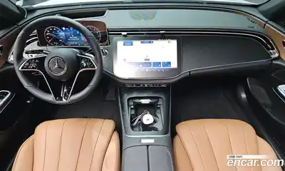 Mercedes-Benz E-Class 2025 2.0 автомат (гидро), миниатюра 10