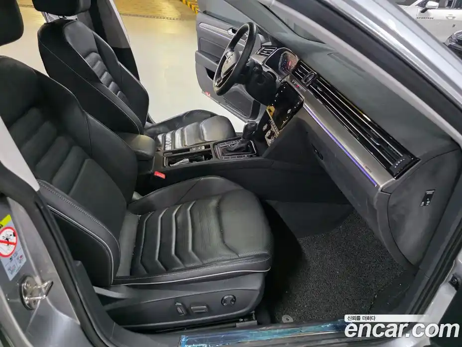 Volkswagen Arteon 2020 2.0 автомат (гидро), фото 9