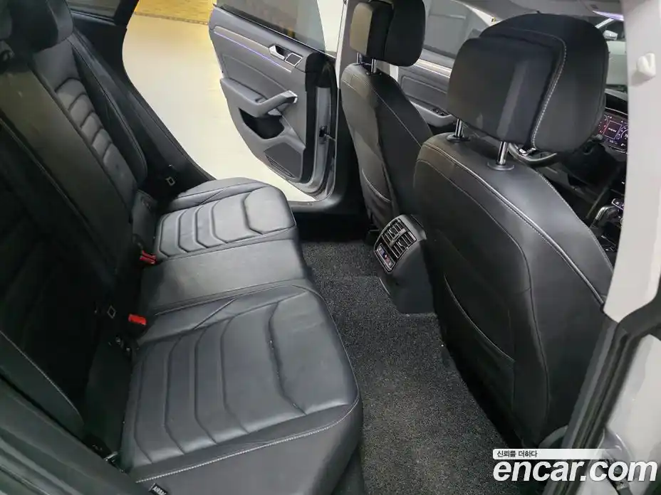 Volkswagen Arteon 2020 2.0 автомат (гидро), фото 10