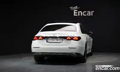 Mercedes-Benz E-Class 2024 2.0 автомат (гидро), миниатюра 4