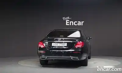 Mercedes-Benz E-Class 2017 1.9 автомат (гидро), миниатюра 4