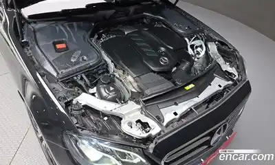 Mercedes-Benz E-Class 2017 1.9 автомат (гидро), миниатюра 6