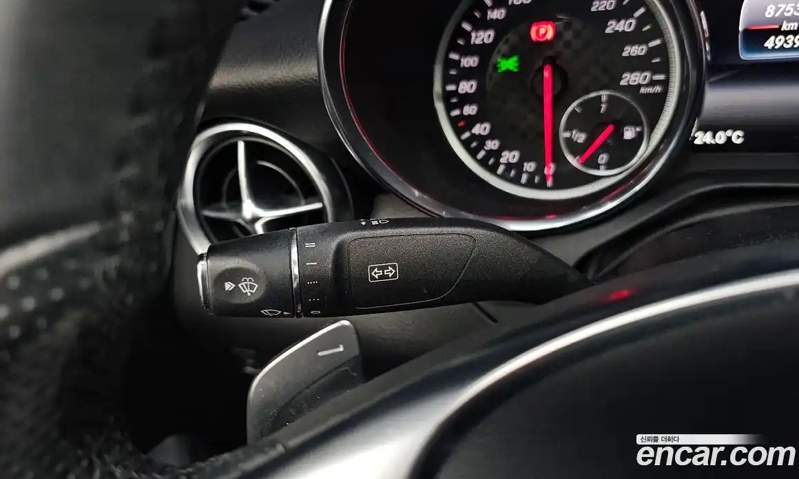Mercedes-Benz SLC-Class 2017 3.0 гидро, фото 24 Mercedes-Benz SLC-Class 2017 3.0 гидро, фото 24