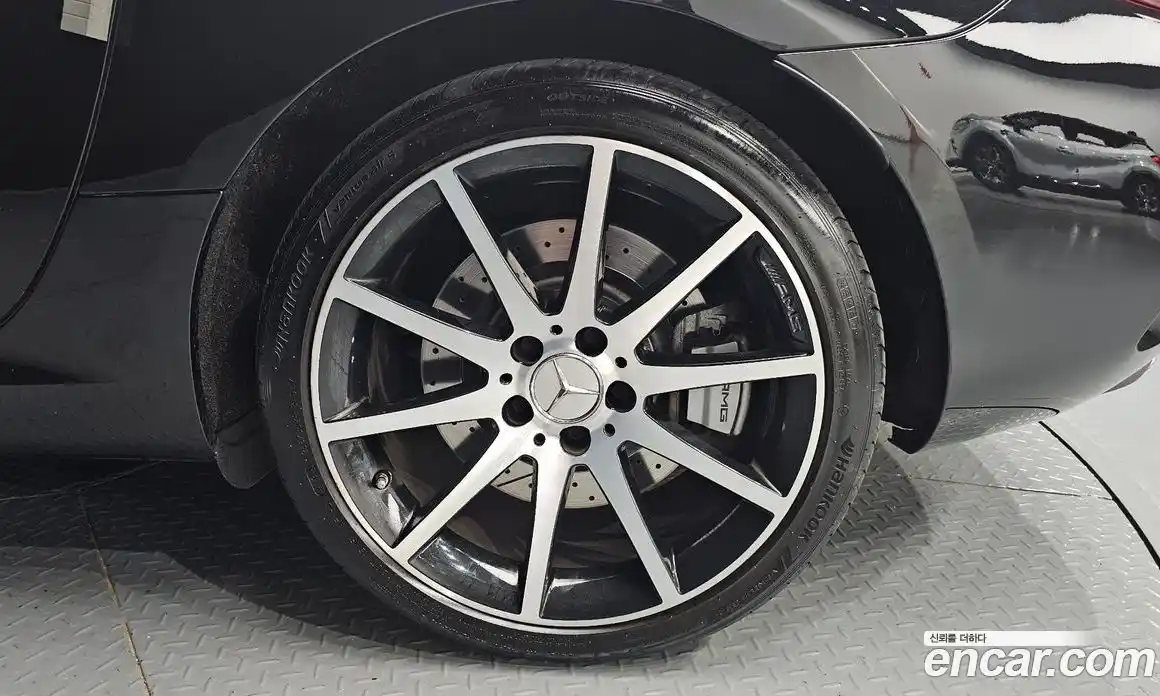 Mercedes-Benz SLC-Class 2017 3.0 гидро, фото 6 Mercedes-Benz SLC-Class 2017 3.0 гидро, фото 6