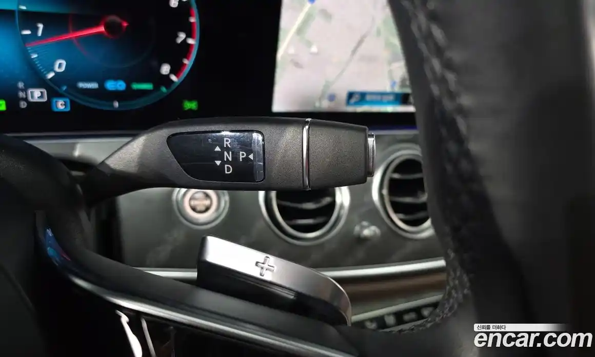 Mercedes-Benz E-Class 2022 2.0 автомат (гидро), фото 12