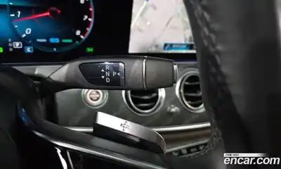 Mercedes-Benz E-Class 2022 2.0 автомат (гидро), миниатюра 12