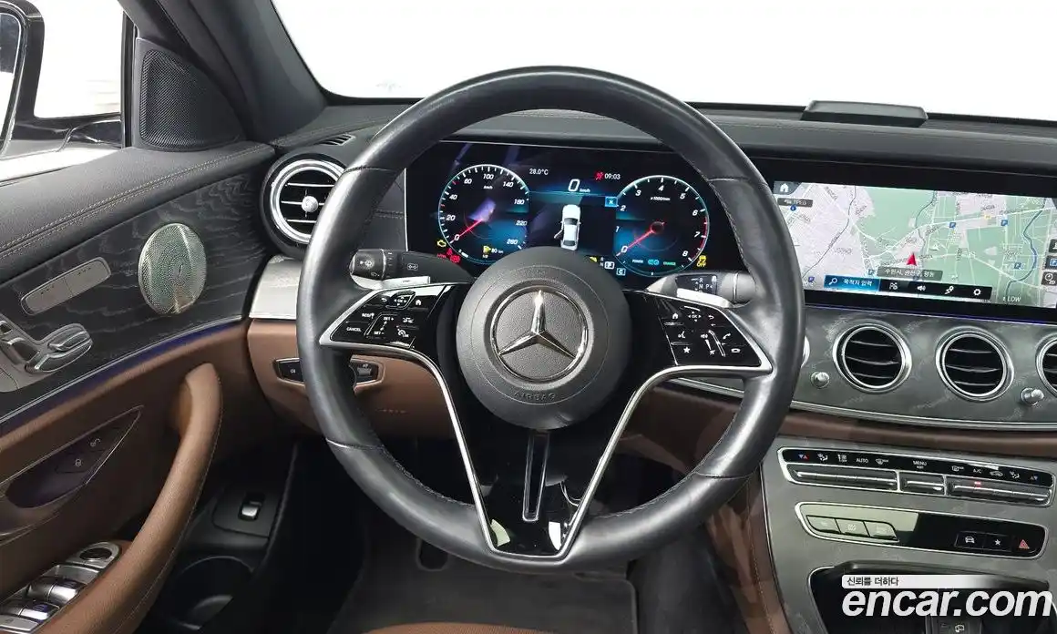 Mercedes-Benz E-Class 2022 2.0 автомат (гидро), фото 19