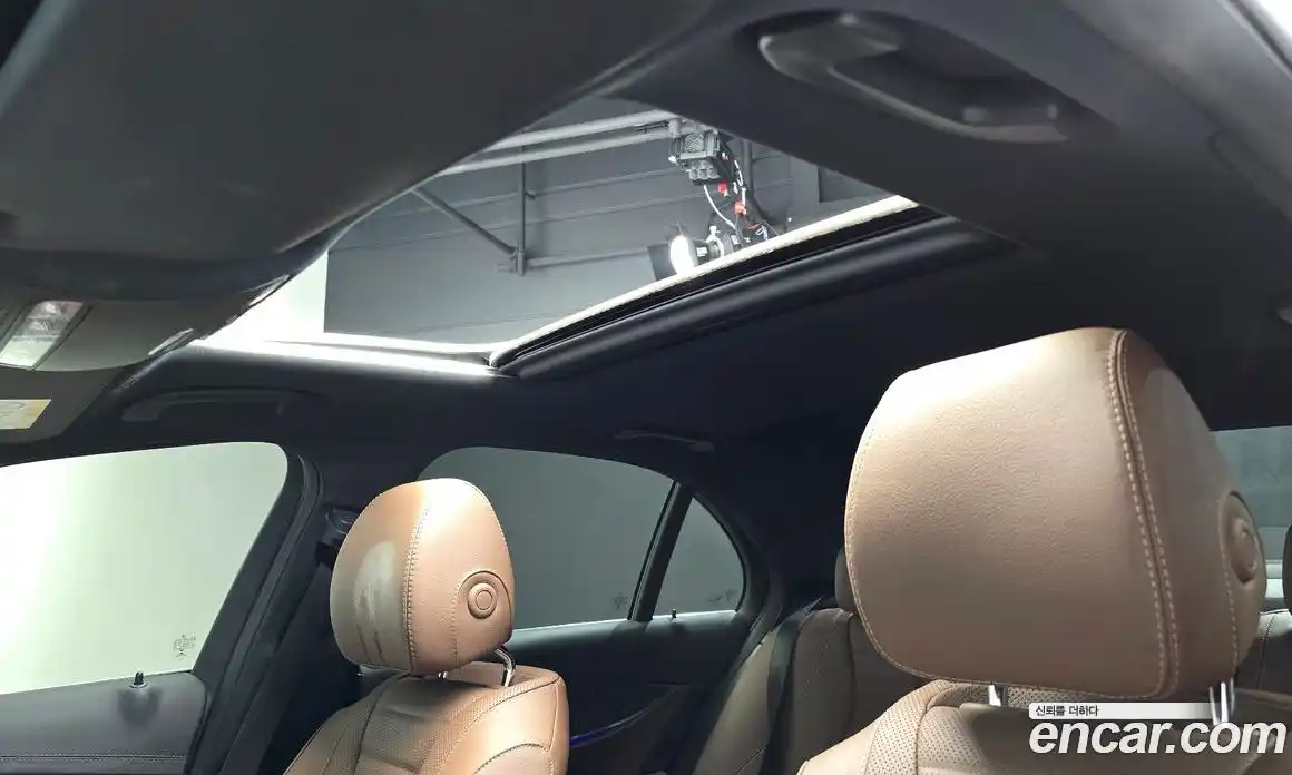 Mercedes-Benz E-Class 2022 2.0 автомат (гидро), фото 22