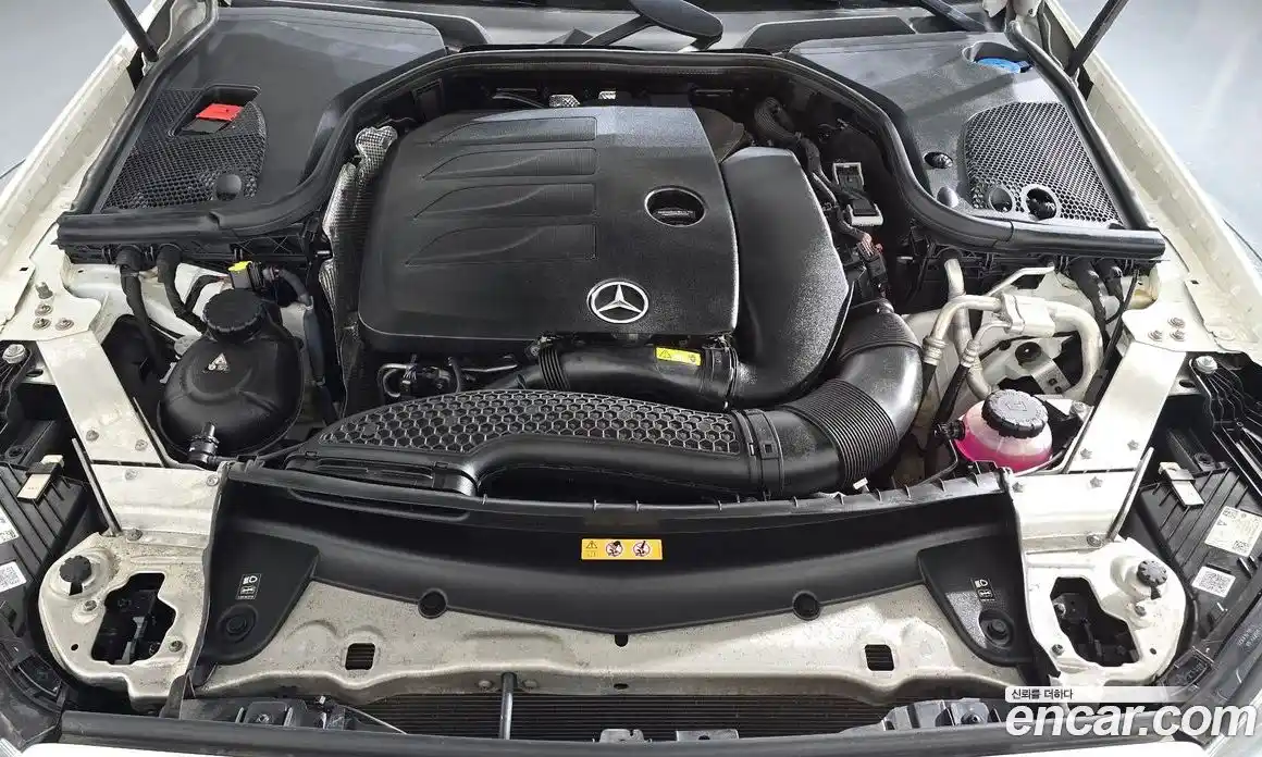 Mercedes-Benz E-Class 2022 2.0 автомат (гидро), фото 6