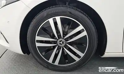 Mercedes-Benz A-Class 2021 2.0 гидро, миниатюра 4