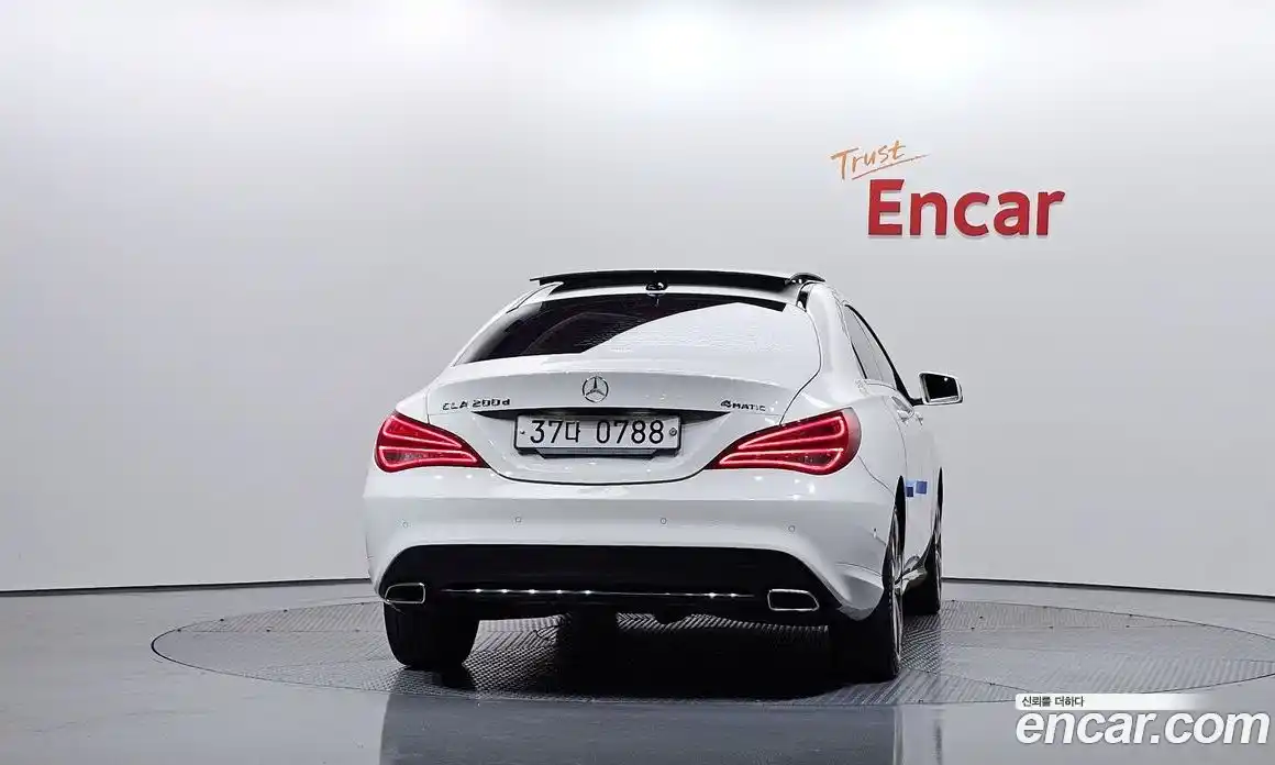 Mercedes-Benz CLA-Class 2016 2.1 гидро, фото 4 Mercedes-Benz CLA-Class 2016 2.1 гидро, фото 4