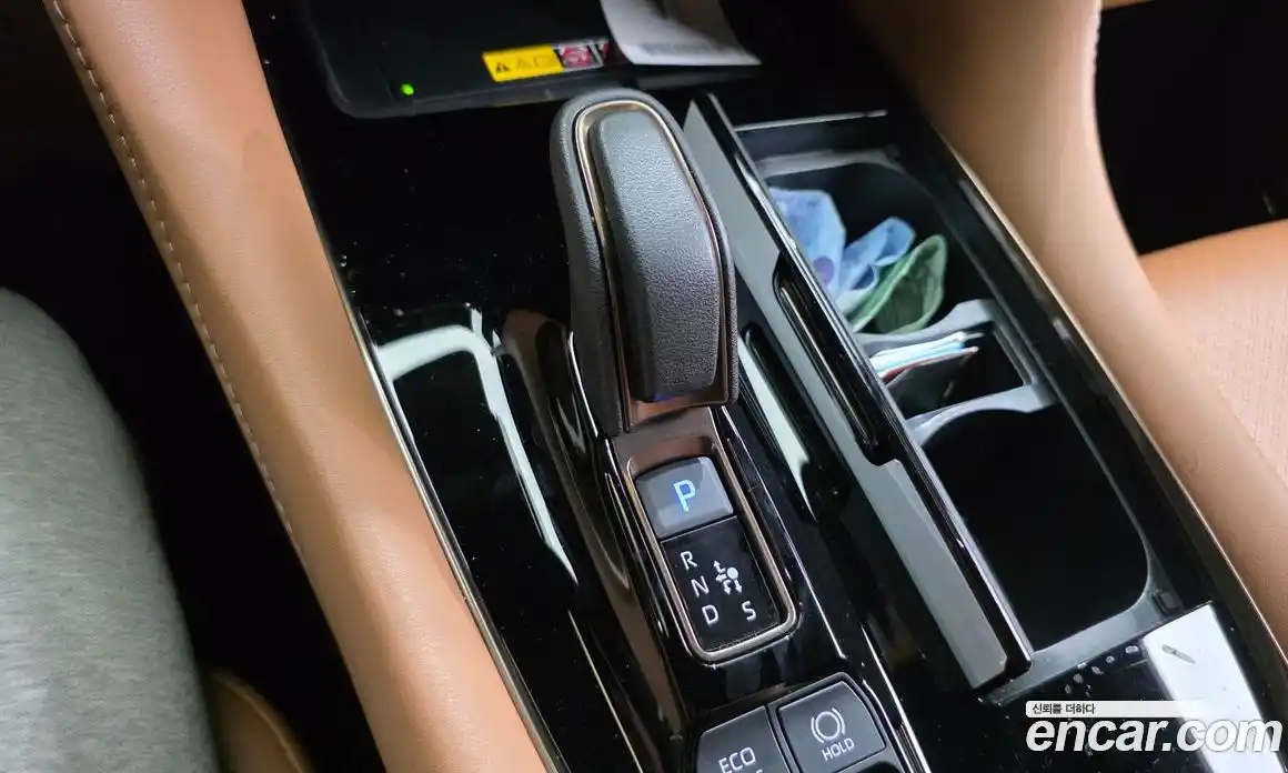 Toyota Alphard 2025 2.5 автомат (гидро), фото 9 Toyota Alphard 2025 2.5 автомат (гидро), фото 9