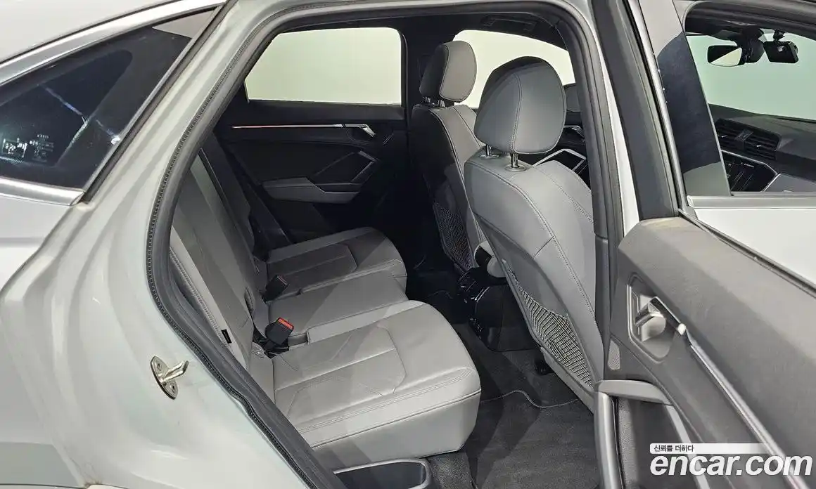 Audi Q3 2023 2.0 автомат (гидро), фото 18