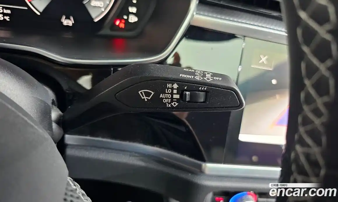 Audi Q3 2023 2.0 автомат (гидро), фото 29