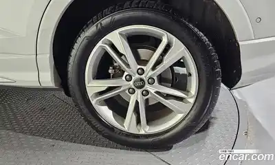 Audi Q3 2023 2.0 автомат (гидро), миниатюра 7