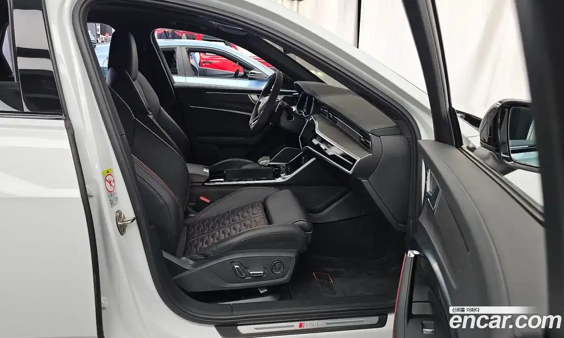 Audi RS6 2023 4.0 автомат (гидро), фото 17