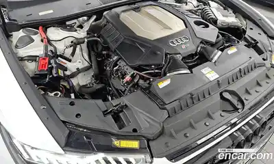 Audi RS6 2023 4.0 автомат (гидро), миниатюра 6