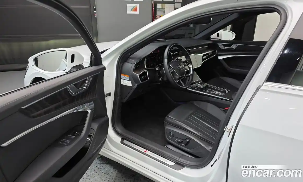 Audi A6 2022 2.0 автомат (гидро), фото 13
