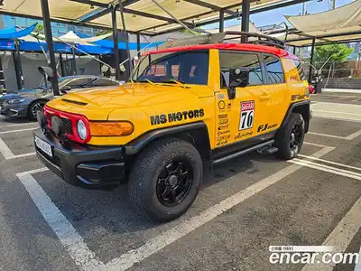 Toyota FJ Cruiser 2007 4.0 автомат (гидро), миниатюра 1 Toyota FJ Cruiser 2007 4.0 автомат (гидро), миниатюра 1