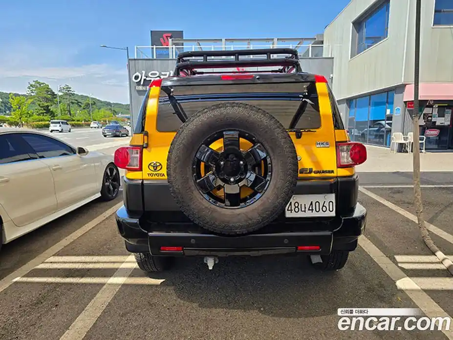 Toyota FJ Cruiser 2007 4.0 автомат (гидро), фото 2 Toyota FJ Cruiser 2007 4.0 автомат (гидро), фото 2