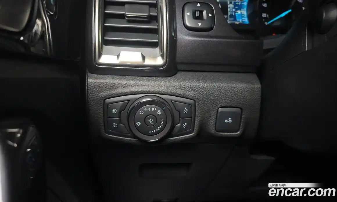 Ford Ranger 2021 2.0 автомат (гидро), фото 21