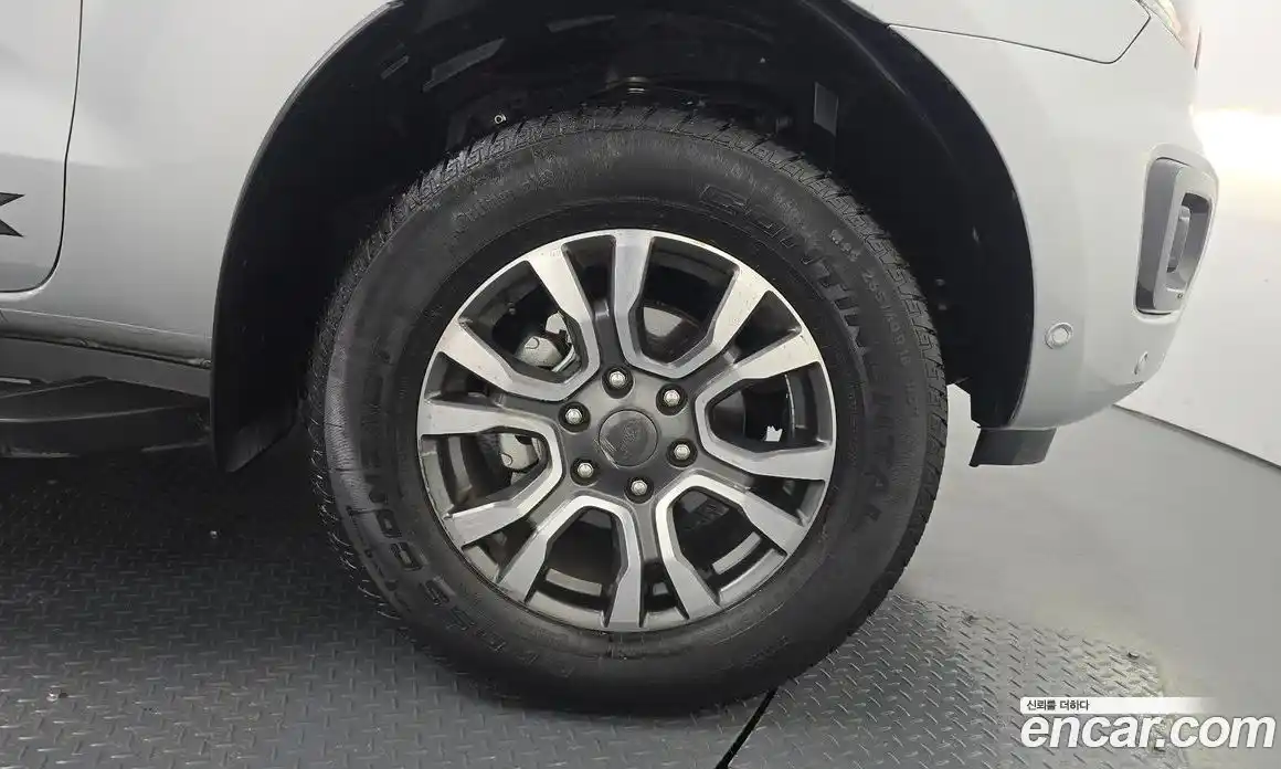 Ford Ranger 2021 2.0 автомат (гидро), фото 26