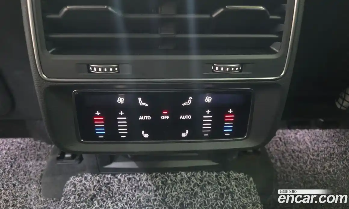 Audi Q8 2021 3.0 автомат (гидро), фото 17