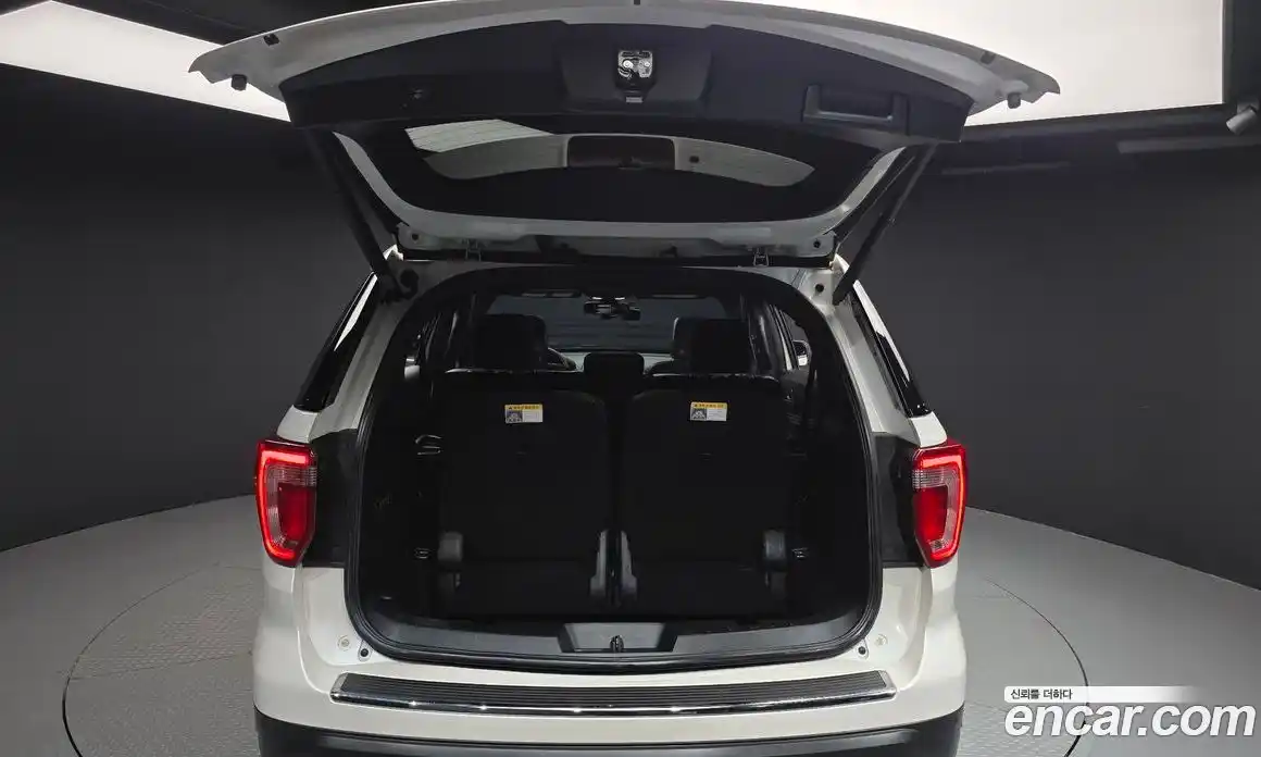 Ford Explorer 2018 2.3 автомат (гидро), фото 20