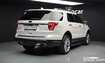 Ford Explorer 2018 2.3 автомат (гидро), миниатюра 2