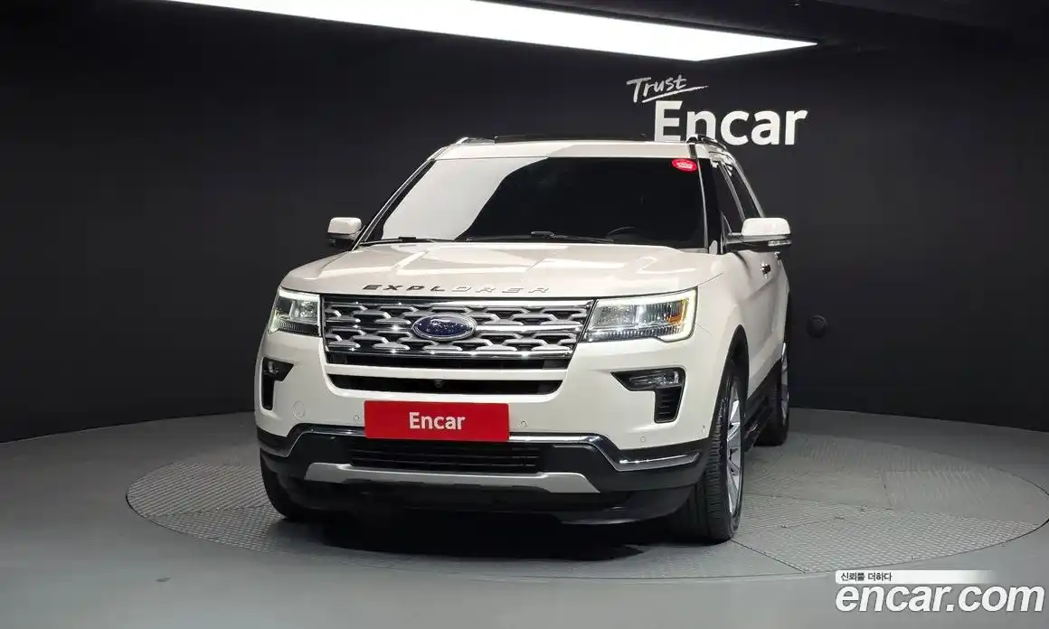 Ford Explorer 2018 2.3 автомат (гидро), фото 3