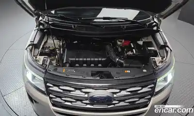 Ford Explorer 2018 2.3 автомат (гидро), миниатюра 6