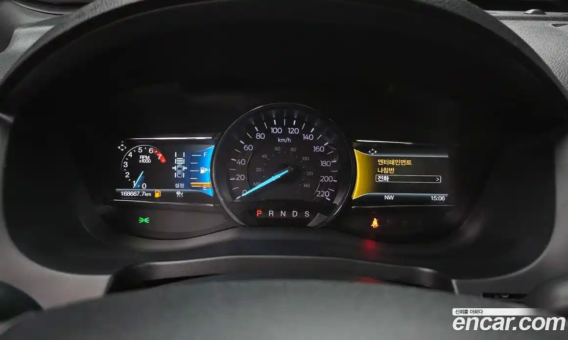 Ford Explorer 2018 2.3 автомат (гидро), фото 8