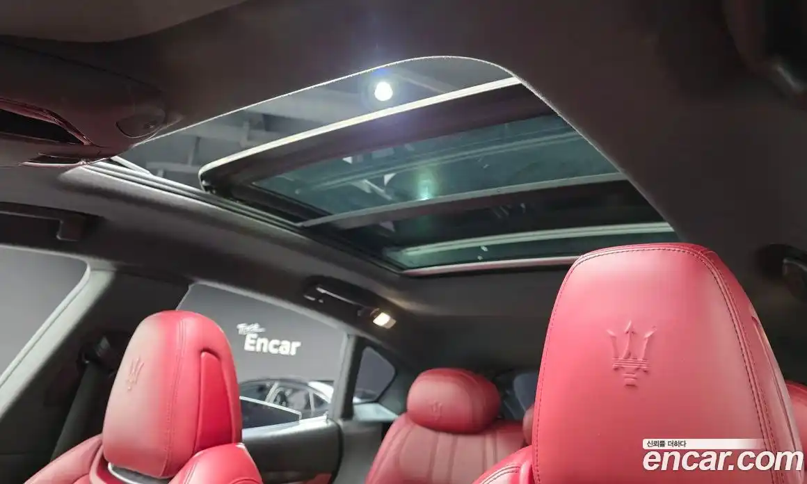 Maserati Levante 2017 3.0 автомат (гидро), фото 17 Maserati Levante 2017 3.0 автомат (гидро), фото 17