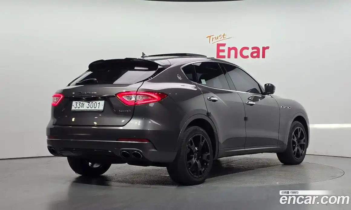 Maserati Levante 2017 3.0 автомат (гидро), фото 2 Maserati Levante 2017 3.0 автомат (гидро), фото 2