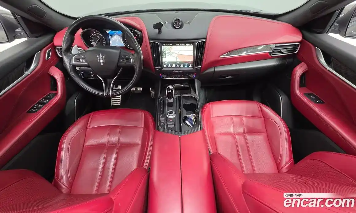 Maserati Levante 2017 3.0 автомат (гидро), фото 7 Maserati Levante 2017 3.0 автомат (гидро), фото 7