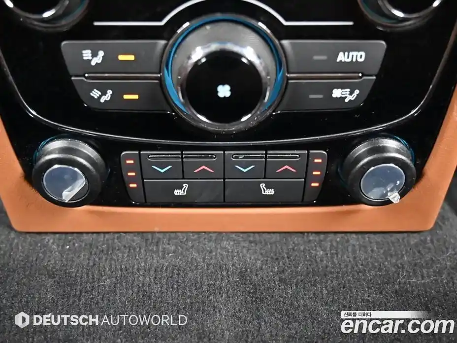 Jaguar XF 2018 2.0 автомат (гидро), фото 16 Jaguar XF 2018 2.0 автомат (гидро), фото 16