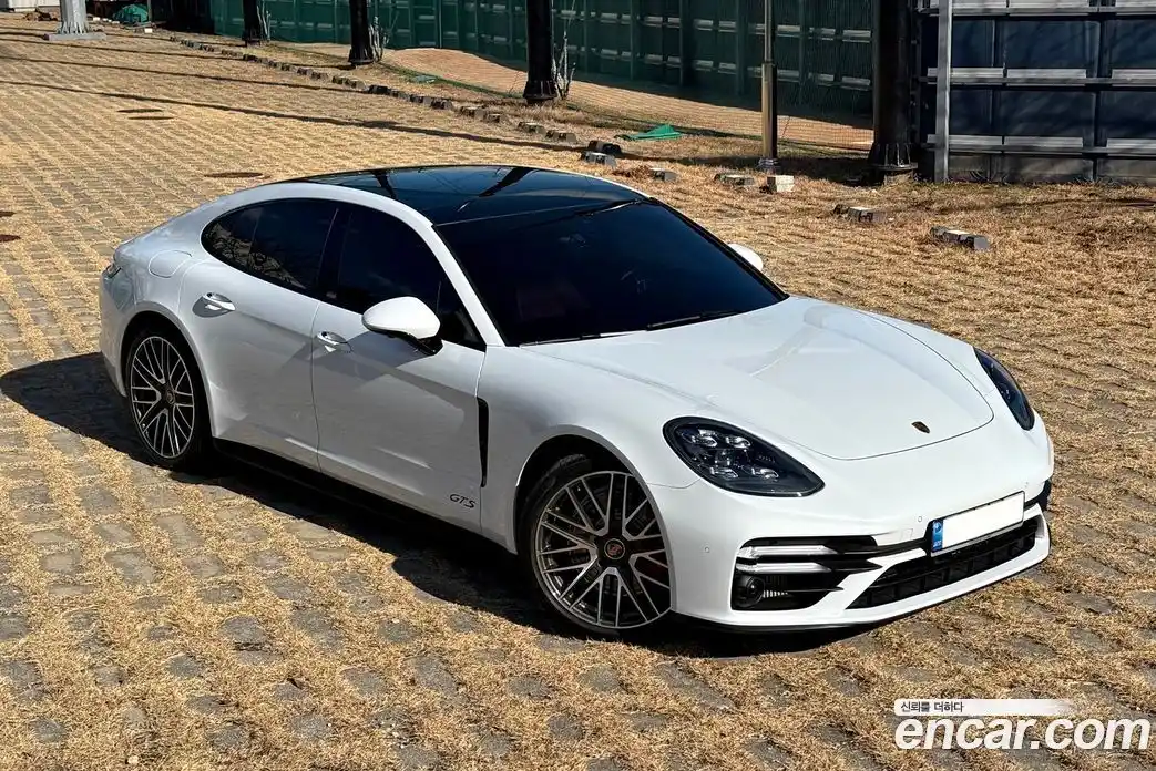 Porsche Panamera 2022 4.0 автомат (гидро), фото 2
