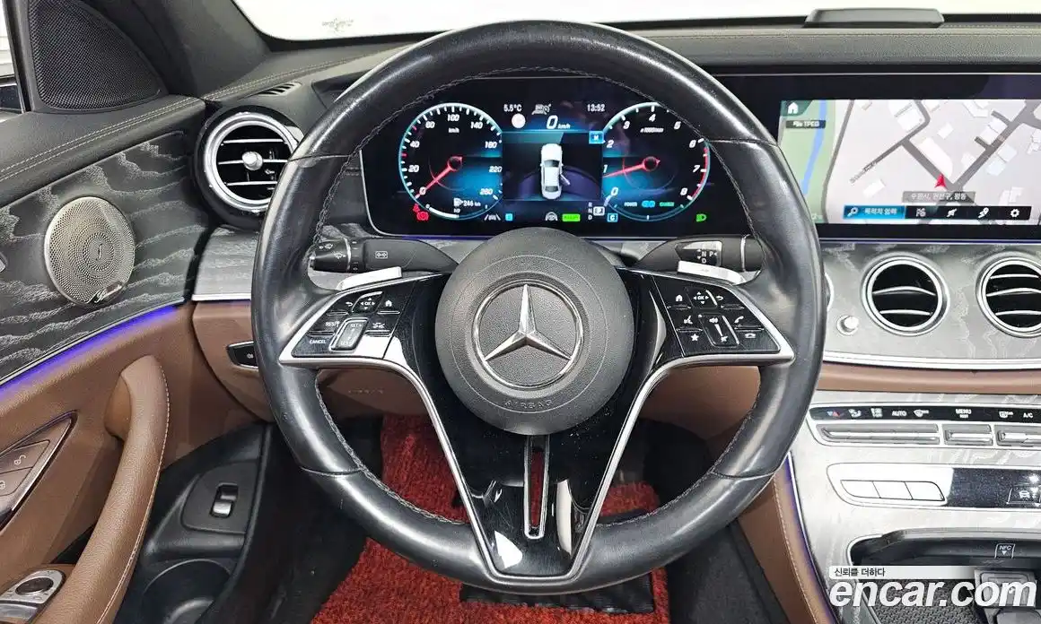 Mercedes-Benz E-Class 2022 2.0 автомат (гидро), фото 13