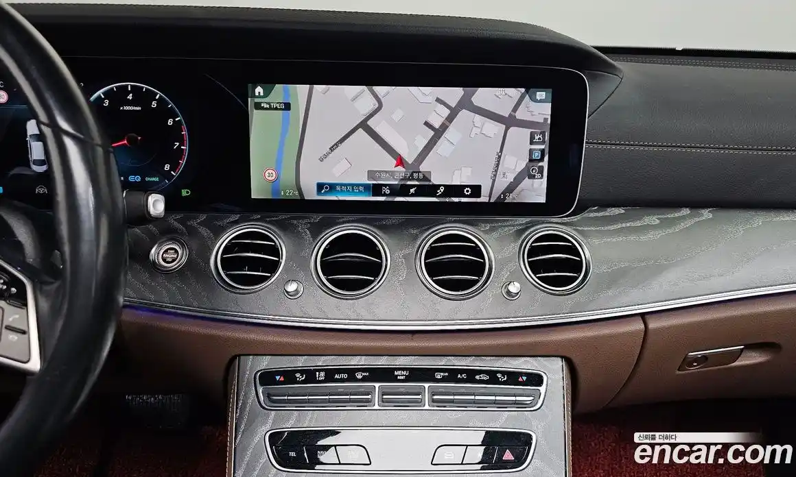 Mercedes-Benz E-Class 2022 2.0 автомат (гидро), фото 14