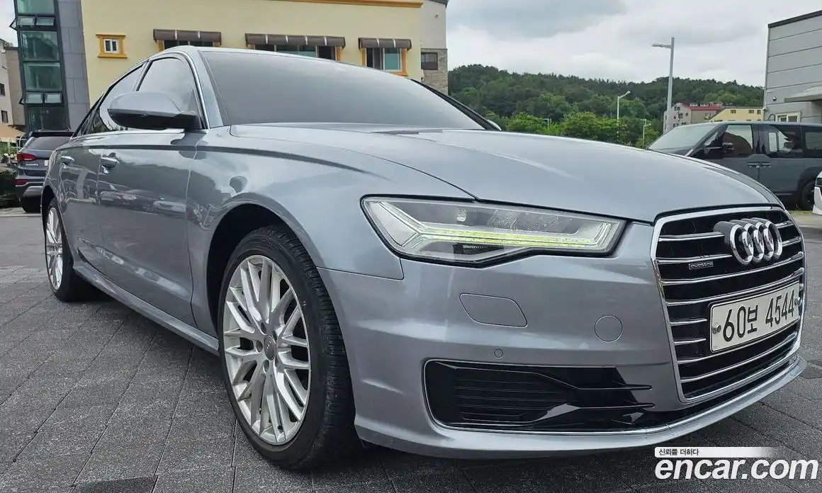 Audi A6 2015 3.0 автомат (гидро), фото 1